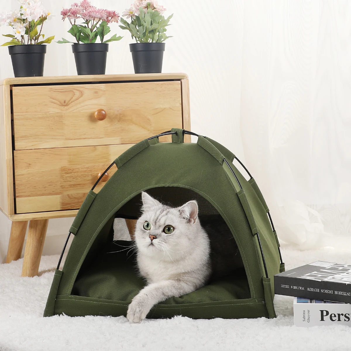 Winter Clamshell Cat Tent Bed | Warm & Breathable Kitten House