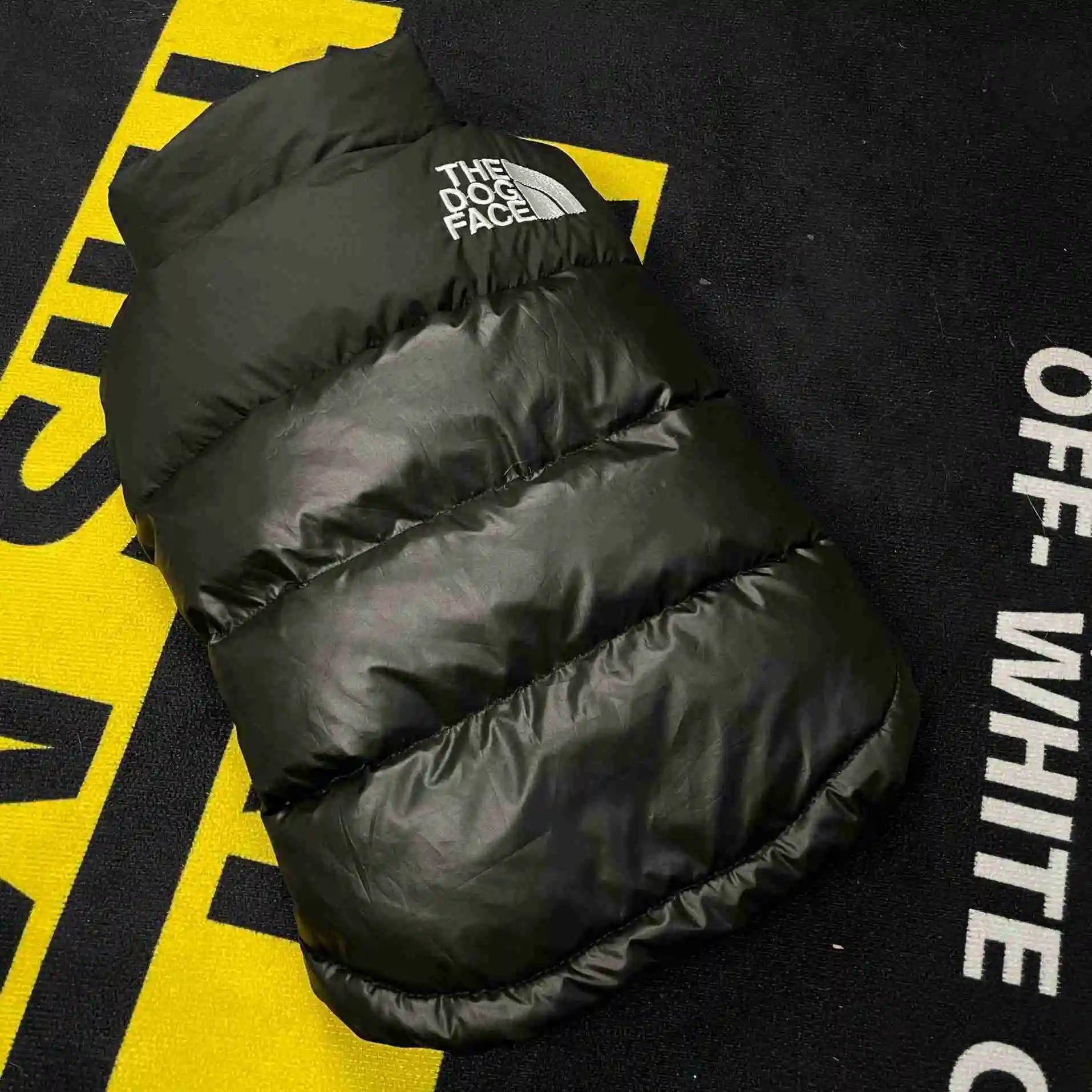 Luxury Pet Coat Cotton Dog Vest Thicken Warm Jacket for Dog Waterproof Dog Vest Designer Pet Clothes