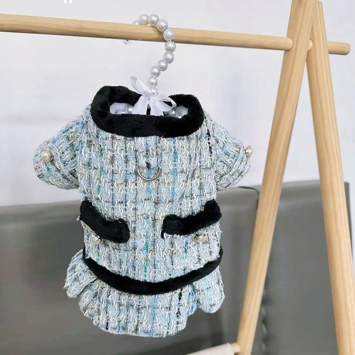 Luxury Thickened Dog & Cat Jacket Skirt Set – Warm Autumn Winter Coat with Leash