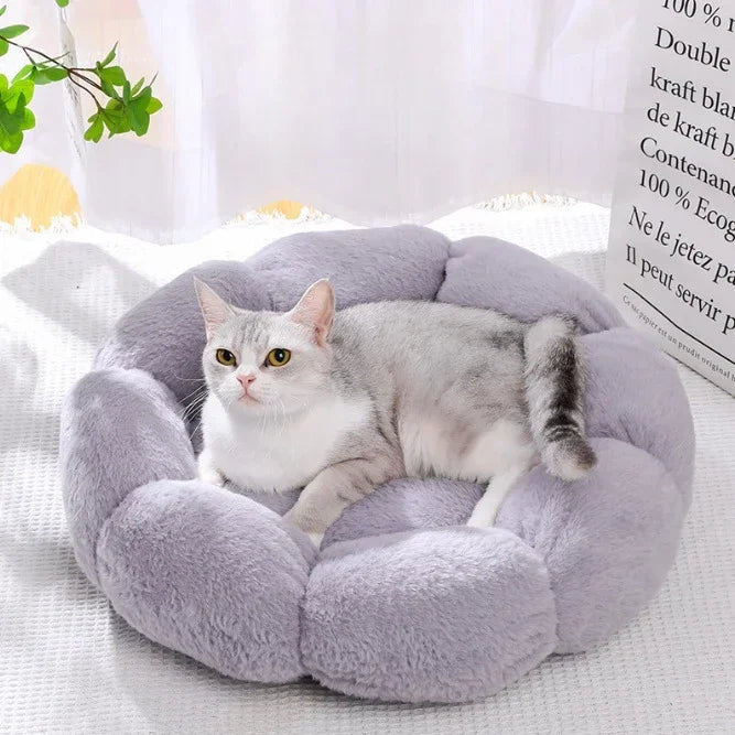 Flower-Shaped Pet Bed | Soft Cotton Dog &amp; Cat Mat for Indoor &amp; Outdoor Use