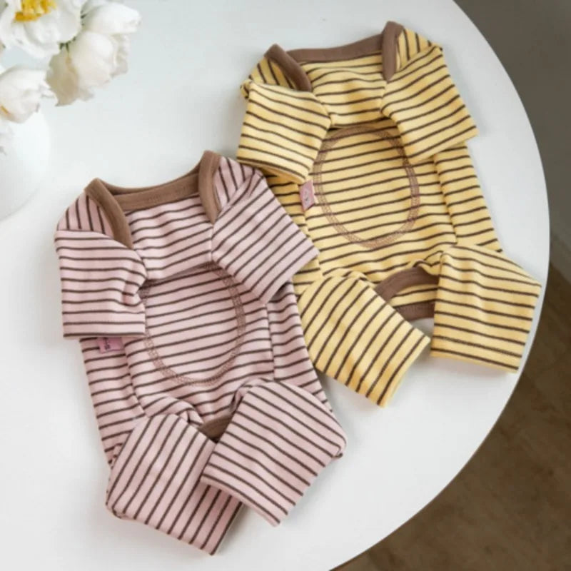 Winter Warm Four-Legged Dog & Cat Bodysuit – Cozy Indoor & Outdoor Pet Pajamas