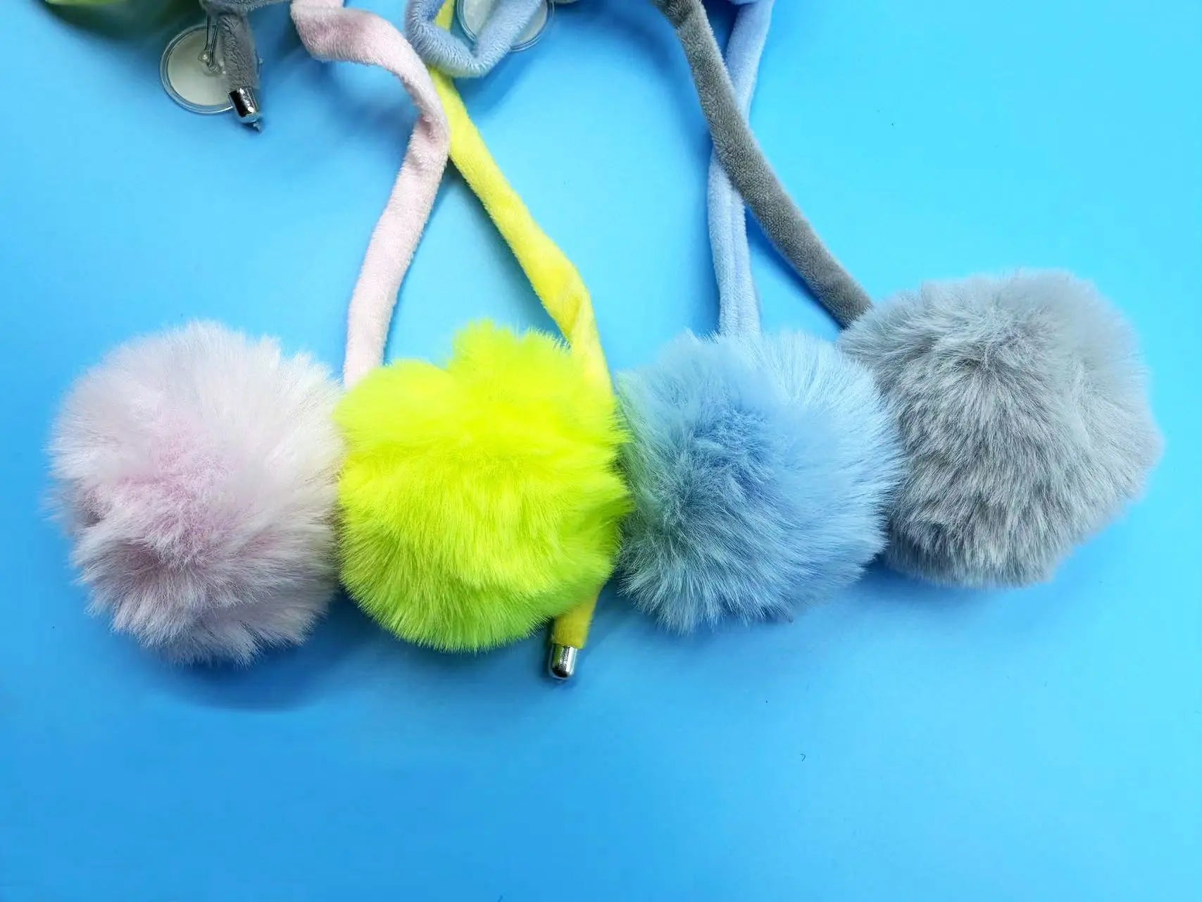 Interactive Cat Stick Toy — Spring Rope & Plush Ball for Play & Training