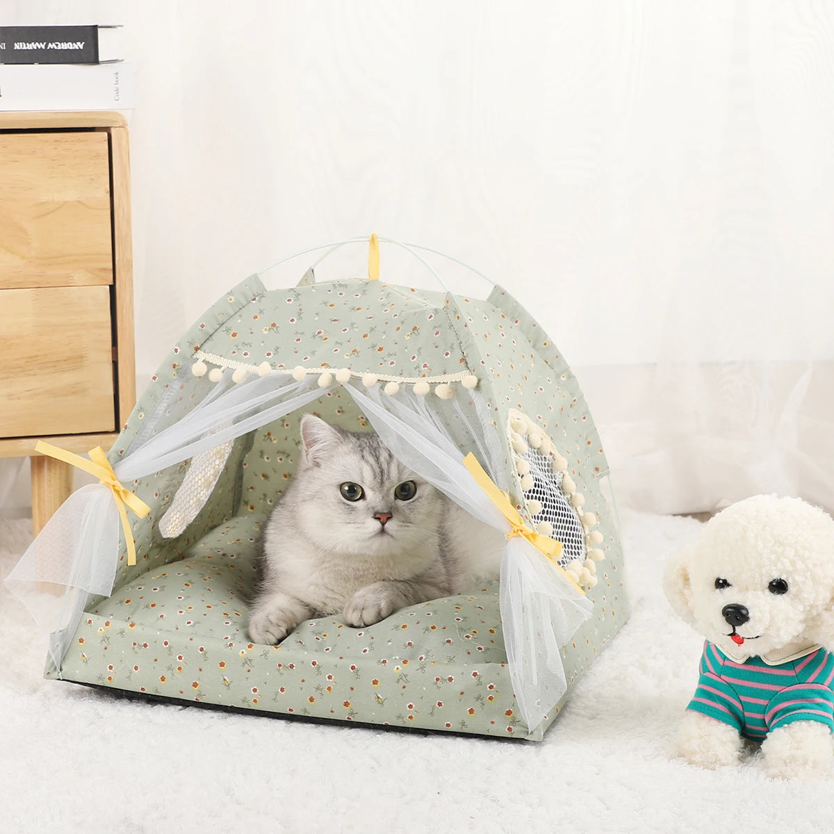 Winter Clamshell Cat Tent Bed | Warm &amp; Breathable Kitten House