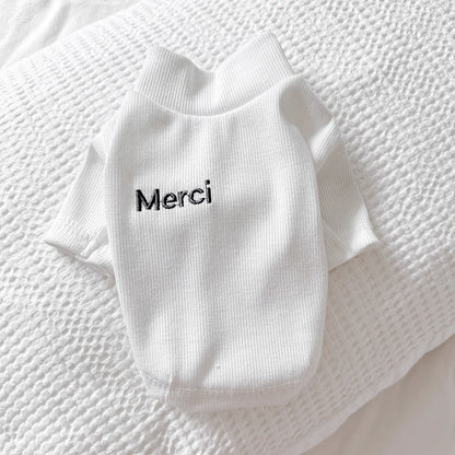 Pet Clothes Dog Cat Out Handsome Cute Letter Bottoming Shirt Soft and Comfortable Spring and Summer