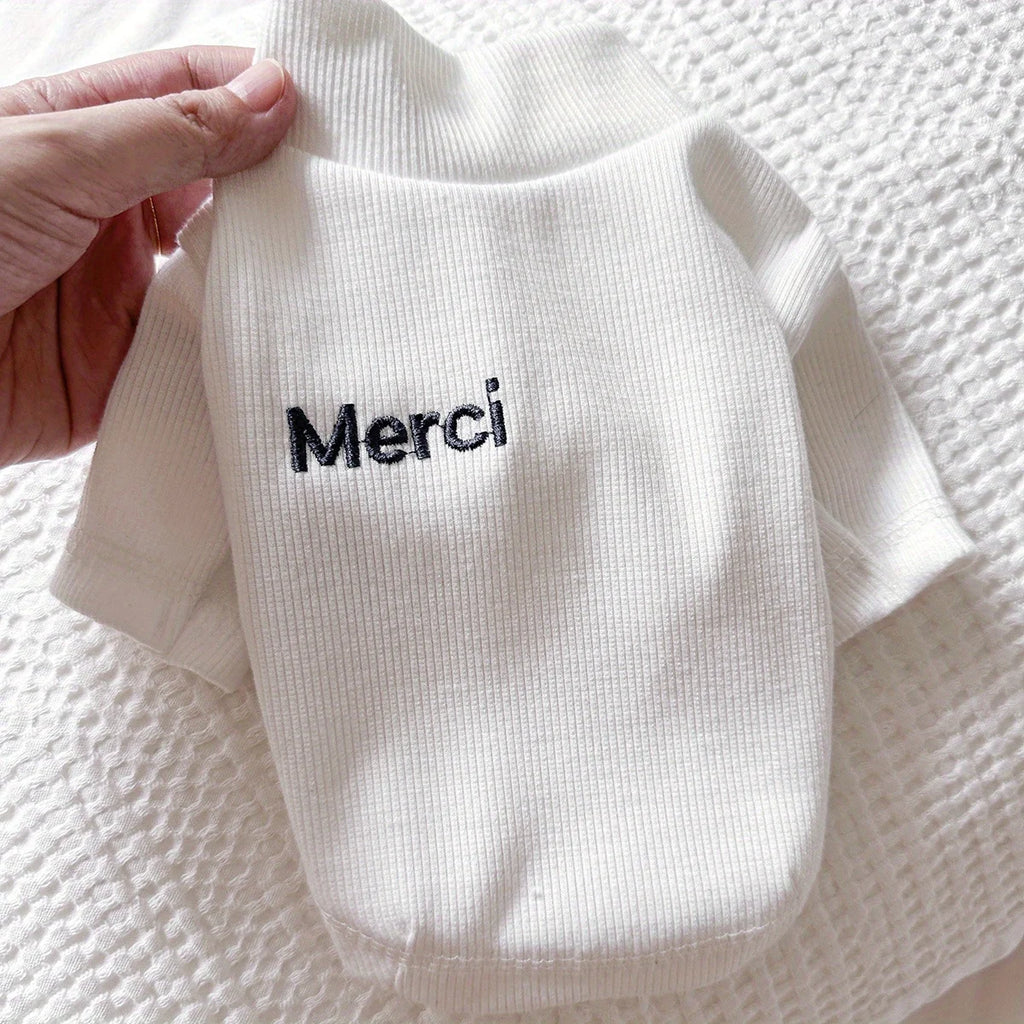 Pet Clothes Dog Cat Out Handsome Cute Letter Bottoming Shirt Soft and Comfortable Spring and Summer